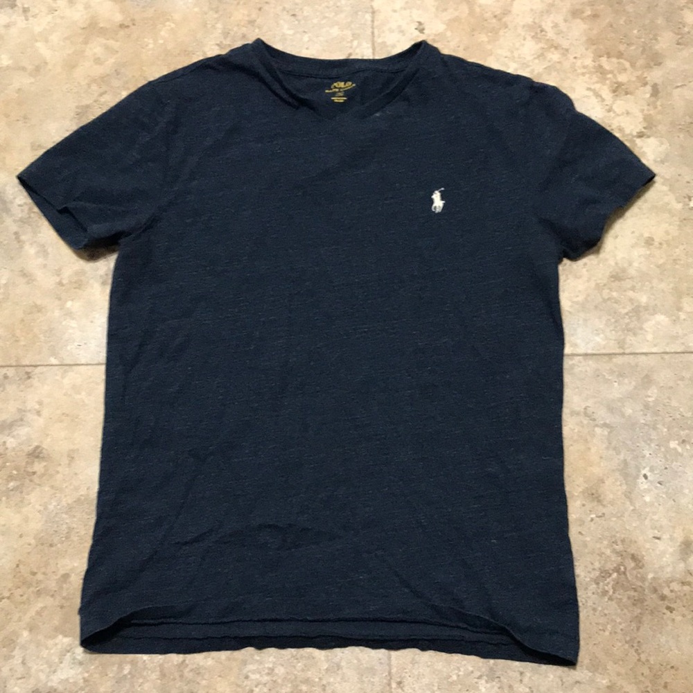 Polo v-neck tee